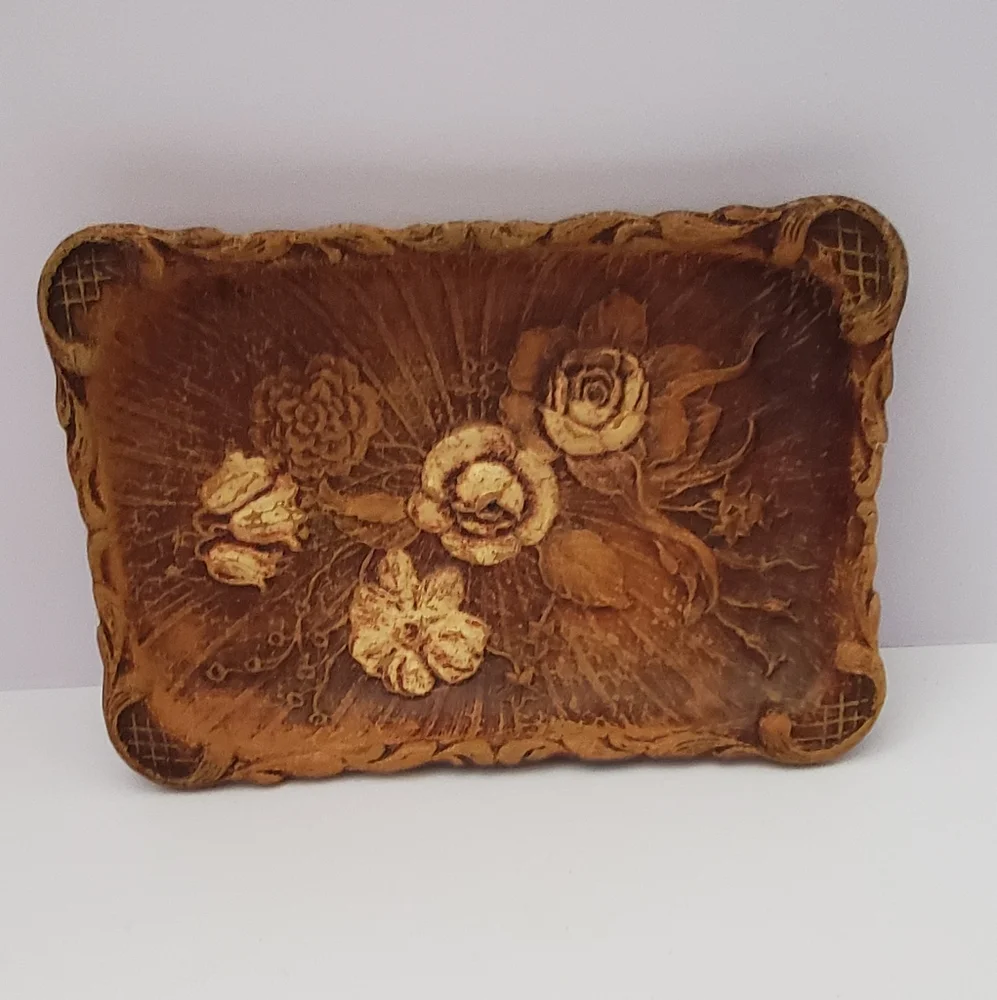 Vintage 1944 Resin Faux Wood Tray Flower
